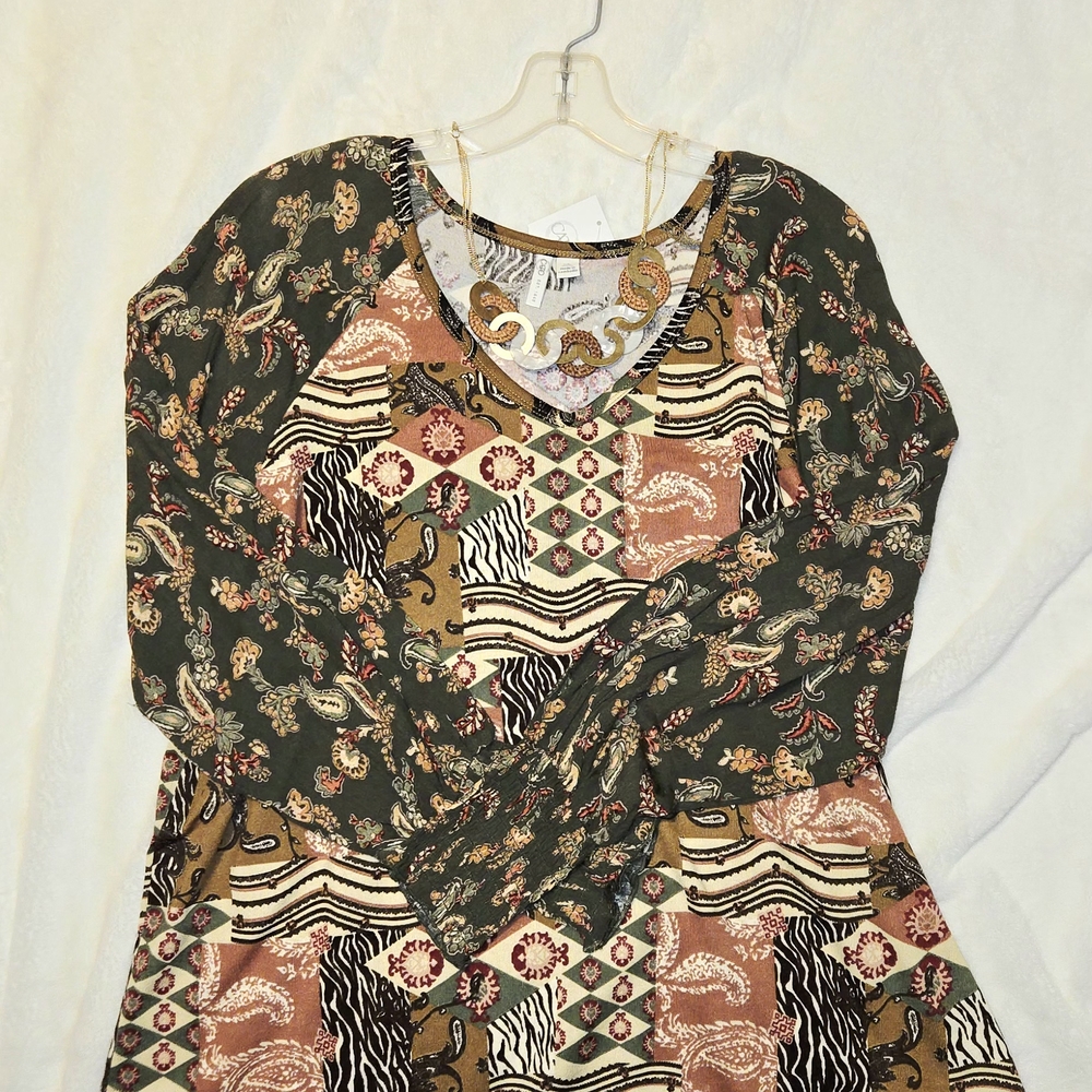 Multicolor Patterned Lantern Sleeve Blouse